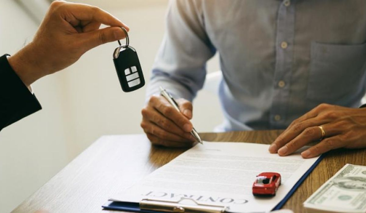 How to Negotiate and Sell your Old Car Online for the Best Price